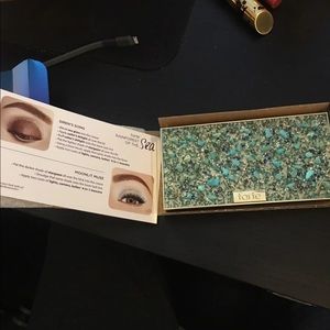 Tarte rain forest of the sea foiled finger paints